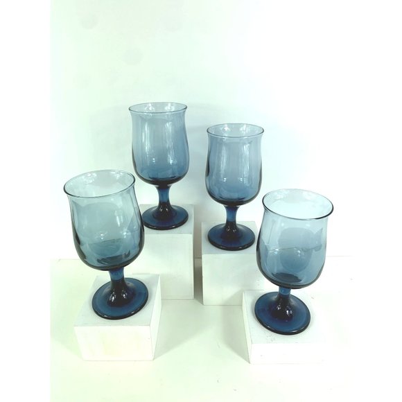 Vintage Libbey Dusky Blue Tulip Wine Glasses. - Picture 3 of 6